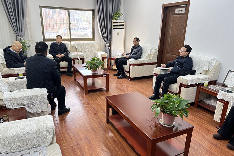 市人大常委会副主任刘永深入郧阳区调研食用菌工业生长情形